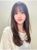 ミディアムレイヤーカットストレートロングウルフカットベージュ