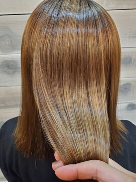 オートゥール(hair room Auteur) 20代30代大人可愛い髪質改善小顔艶感ミディミルクティーベージュ