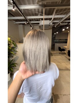 リア 布施店(Lia) シルバー