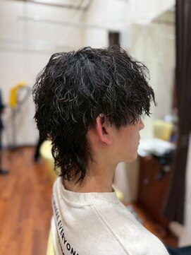 スパイラルパーマカジュアルネオウルフショコラアッシュ