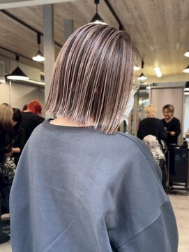 レディアル 大宮(REDEAL ope.) 【ハイライト】ベージュハイライトバレイヤージュ