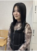 暗髪×レイヤーカット