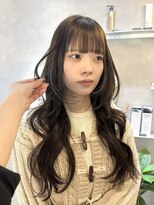 ジーナ 天神(Zina)&nbsp;レイヤーカット/グレージュカラー/透明感カラー/赤み消しカラー