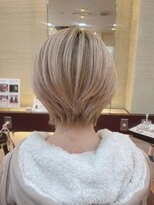 ブローチェ リコ Broche Rico&nbsp;ハイトーンベージュのショート