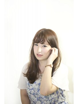 アジュール ヘアデザイン(Aju r hair design) フェミニンセミロング♪