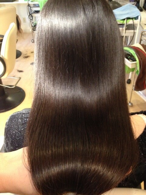 【91％天然ハーブヘナ】　カット＋カラー＋活性酸素除去＋髪の病院TR ￥26840