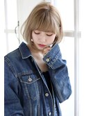 ホワイトミルクティ金髪Aラインボブ