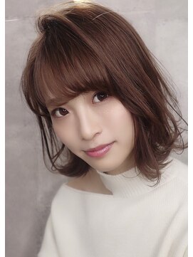 ブリス(VLISS) 外ハネボブ＿くびれセミディエッジィショート