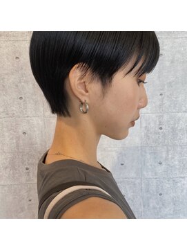 ビケット(biquette) タイトショート×ブルーブラック