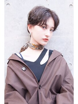 アメリ 新宿(Ameri) Ameri 大人ハンサムショート　イルミナカラー　【新宿】