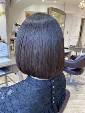 エクリ シセイドウ 麻布十番店(equri×SHISEIDO) 艶っとさらっとボブ【麻布十番】