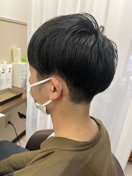 コアフィールフィス(COIFFURE fils) 《見附　今町》メンズ　マッシュ刈り上げ