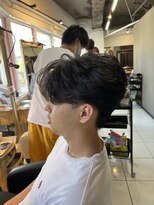 アイズ 海老名(AIZU)&nbsp;センターパート　韓国風センターパートニュアンスパーマ