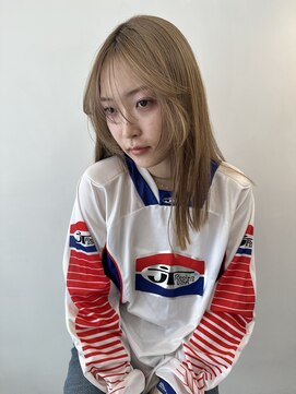 シイ(SIE) ナチュラルハイトーンスタイル