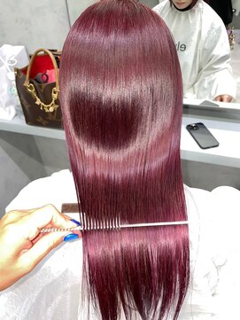 ロア 中目黒(loa) レイヤーロング/グレーベージュ/黒髪/前髪パーマ[中目黒]