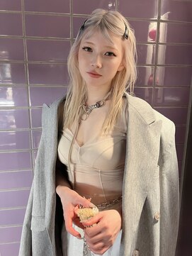 ペレ 渋谷(PELE) デザインカラー/レイヤーカット/ウェットヘア/オリーブベージュ