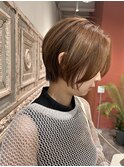 ショート/ハンサムショート/前髪なしショート/ハイライト
