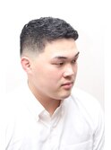 メンズショートビジネスローフェード刈り上げ短髪理容室黒髪
