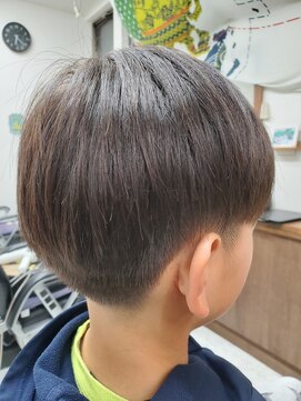 バーバースマイルケーアンドケー(BARBER SMILE K&K) ツーブロック