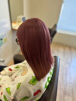 ヘアショップ エヌアンドエー 久喜菖蒲店(hair shop N&A)&nbsp;女性らしいフェミニンな印象　ピンクストレート　艶感