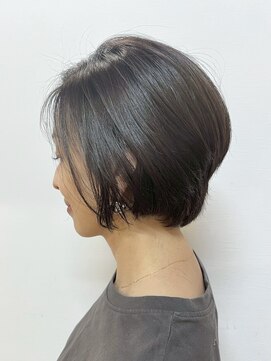 ナナナ パレナ 宝塚店(nanana parena) ミネラルケアでハリ・コシとツヤを両立した大人の上品ショート