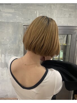 エレナ バイ アルテフィーチェ(elena by artefice) ぱつっとパブ