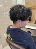 無造作にキマる大人メンズパーマ