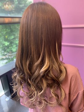 アンリップ ジー(salon unripG) h.i グラデーション