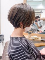 アヴァロン(AVALON)&nbsp;絶壁解消×カーキグレージュ×30代40代×ひし形ショート【永田】