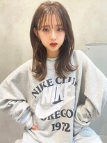 エイミー(Aimee)&nbsp;Aimee 町田 20代30代40代　外はねミディー×スモーキーアッシュ