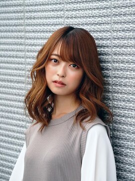 アース コアフュールボーテ 上田店(EARTH coiffure beaute) ゆるふわセミロングヘア