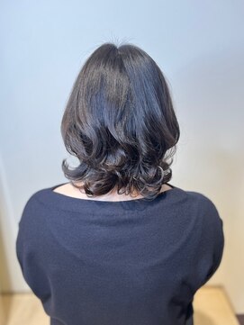 タヤ 東急百貨店吉祥寺店(TAYA) 20代30代40代大人かわいいパーマひし形外ハネミディアム