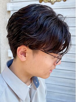 ナンバーワンクラブ 高座渋谷駅前店の写真/ビジネスマンに映えるヘアスタイルなら”ナンバーワンクラブ”清潔感のある好印象ヘアが叶う！