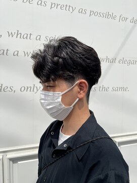 六本木美容室 白金店 カルマヘア/ガイルヘア/ダウンパーマ/ツーブロック/フェード