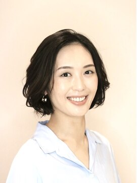 アンベリールフルー(EMBELLIR fleur) 大人のナチュラルボブ