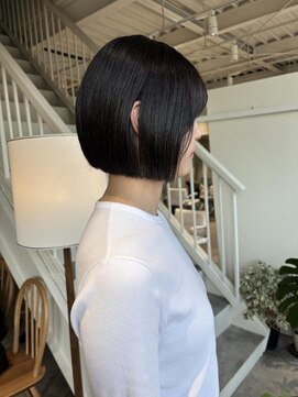 グリーン(green) リナ　地毛風カラー×ミニボブ