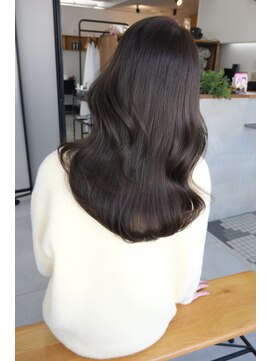 シキ サカイテン(SHIKI) 艶髪、透明感。どちらも叶う髪質改善カラー