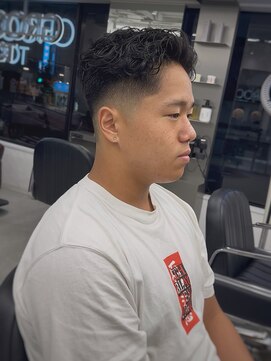 グルーマーズトウキョウ(GROOMER/S TOKYO) 神保町ラフカールブルーブラックメンズスパイキーショートmen's