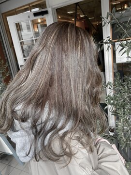 ネオリーブサイン 大森店(Neolive sign) ナチュラルハイライト　アッシュベージュ　大森