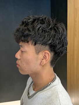 ニアウ 伊勢崎連取店(Niau) シャドウパーマルーズパーマ波巻きスパイラルパーマ眉毛