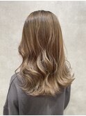 黒髪クラゲヘアーオリーブグレー小顔ココアベージュ