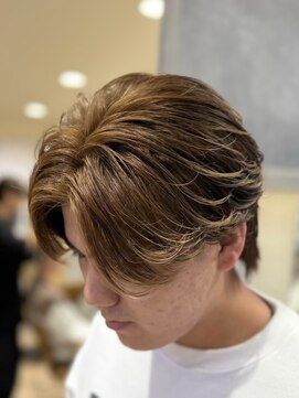 レイズ 名古屋(RAYS) 名古屋センターパートフェザーヘア