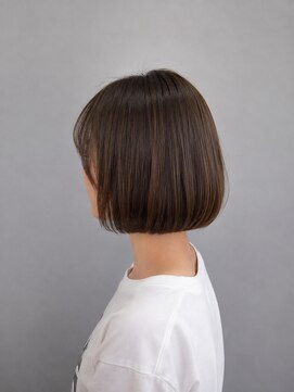 ソラヘアー(SORA hair) 横顔まで綺麗に見せる艶ラインコンパクトボブ　20代30代