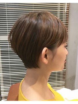 レンク(LENC) Coast.耳かけショート×ナチュラルブラウン×ノームコア