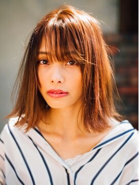 エマージュ 川崎(Emerge) 切りっぱなし外はねボブ