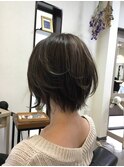 軽やかショートボブ
