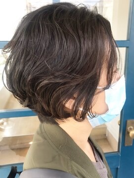 ショートボブパーマ L ヘアーメイク セルクル Hair Make Cercle のヘアカタログ ホットペッパービューティー