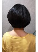 ショートボブ