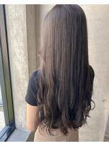 アキオドットヘアー(AKIO.hair)&nbsp;透明感抜群透け感重視カラーブリーチなしグレージユウェービィー