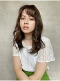 美髪ロングのウエーブヘア＃大人かわいい透け感ブラウン＃ツヤ髪